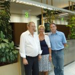 Landratsamt Rosenheim arbeitet seit 2010 mit dem Bürgermonitor DESKO Tablet Kiosk.