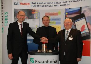 Symbolischer Startschuss für KATWARN im Kreis Herford.*