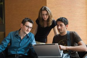 Via Web-Formular zum Ausbildungsplatz.