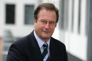 Eröffnet das 14. Führungskräfteforum Innovatives Management: Bundesminister a.D. Klaus Kinkel.