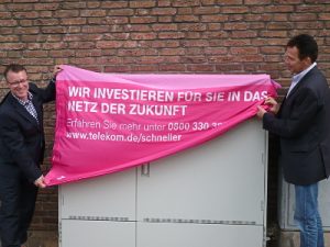 Der Startschuss für das schnelle Internet in Kamp-Lintfort ist gefallen.