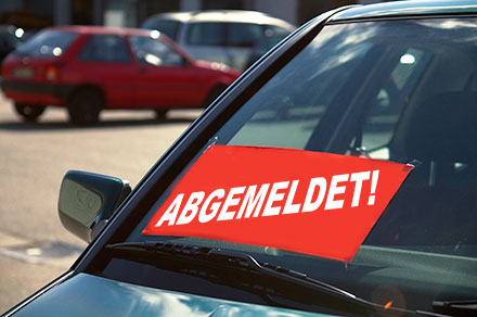 Ab dem Jahr 2015 können Bürger ihr Fahrzeug online abmelden.