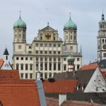 Ihre Stadtverwaltung erreichen die Augsburger jetzt auch über ein Bürgerservice-Portal.