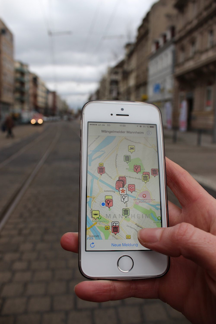 Via App können in Mannheim Mängel schnell und einfach gemeldet werden.
