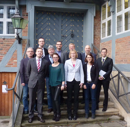 Kick-off in Wolfenbüttel: Das Projekt-Team mit Vertretern der Stadt Wolfenbüttel und der Kommunalen Datenverarbeitung Oldenburg (KDO).