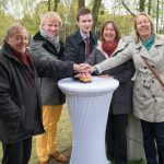 Auf Knopfdruck: Zeuthen geht ans Netz.