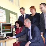 13 neue Computer samt landesweiter Schul-Software hat die Grundschule Winzenheim erhalten.