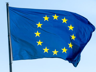 Die EU-Kommission wird hinsichtlich des Vectoring-Antrags des Unternehmens Deutsche Telekom in ein vertieftes Prüfungsverfahren eintreten.