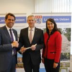 Mit fünf Millionen Euro fördert das Land Niedersachsen die Realisierung eines Glasfasernetzes im Kreis Uelzen.