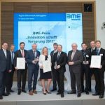 Die diesjährigen Gewinner des Wettbewerbs „Innovation schafft Vorsprung“ für öffentliche Auftraggeber.