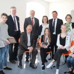 Die Schüler der Evangelischen Schule Schloss Gaienhofen können jetzt mit einem symmetrischen 100-Mbit-Anschluss ihre iPads nutzen.
