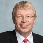 Dr. Ralf Kleindiek stellte im E-Government-Seminar der Hochschule für Wirtschaft und Recht Berlin das Leitprojekt Elterngeld Digital vor.