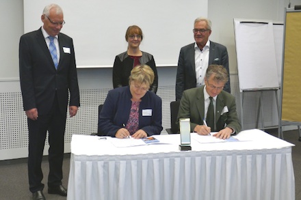Der Landesbetrieb Forst und der Trink- und Abwasser-Zweckverband Dürrenhofe/Krugau treten dem Online-Portal Maerker bei.