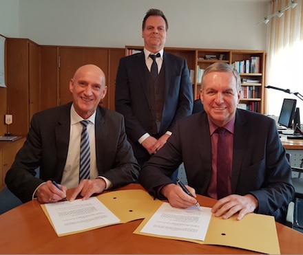 Kreis Peine und Gemeinde Wendeburg beschließen kommunale Zusammenarbeit bei der E-Vergabe.