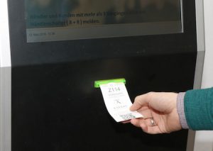 Im Kreis Viersen heißt es bei der Zulassungsstelle ab sofort: online planen statt Wartemarken ziehen.