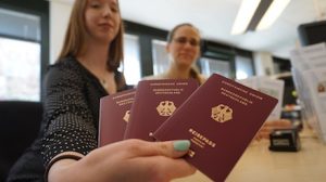 Bürger der Stadt Wedel sollten Pässe rechtzeitig beantragen: Während einer Software-Umstellung bleibt das Einwohnermeldeamt im Juni einige Tage geschlossen.