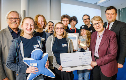 App LEO des Gymnasiums St. Leonhard in Aachen beim DigiYou-Wettbewerb ausgezeichnet.