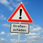 Straßenschäden via App überwachen.