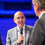 Auf dem Zukunftskongress 2018: Der AKDB-Vorstandsvorsitzende Rudolf Schleyer (links) mit dem IT-Beauftragten der Bundesregierung