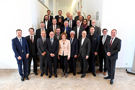 Ministerpräsidentin Malu Dreyer (vorne