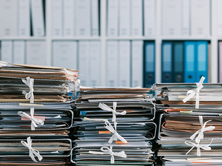 Um künftig nicht mehr mit Papierstapeln arbeiten zu müssen