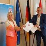 Hessens Digitalministerin Kristina Sinemus und Thorsten Dirks
