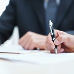 Vertrag unterzeichnet: Die Deutsche Glasfaser und ein Kreditorenkonsortium haben sich auf eine neue Finanzierung für den eigenwirtschaftlichen Breitbandausbau geeinigt.
