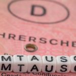Alte Führerscheine sind in den kommenden Jahren umzutauschen. In einem OZG-Digitallabor wird an einer elektronischen Lösung hierfür gearbeitet.
