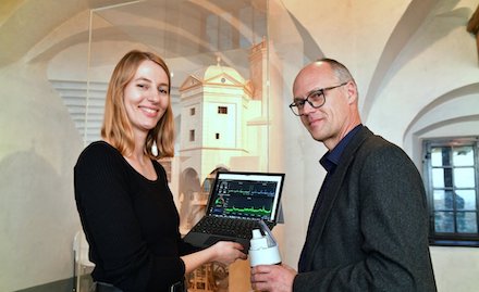 Augsburg: Projetkleiterin Annemarie Binswanger (swa) und Gerhard Huber