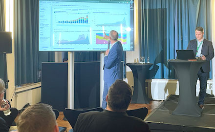 Die AKDB präsentiert das neue Analyse-Dashboard FRED auf dem 12. Fachkongress des IT-Planungsrats in Düsseldorf.