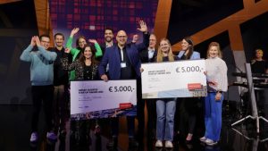 Das Bild zeigt die Gewinner des Smart Country Start-up Awards 2023.