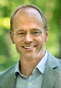 Porträtfoto von Prof. Dr. Klaus Zierer.