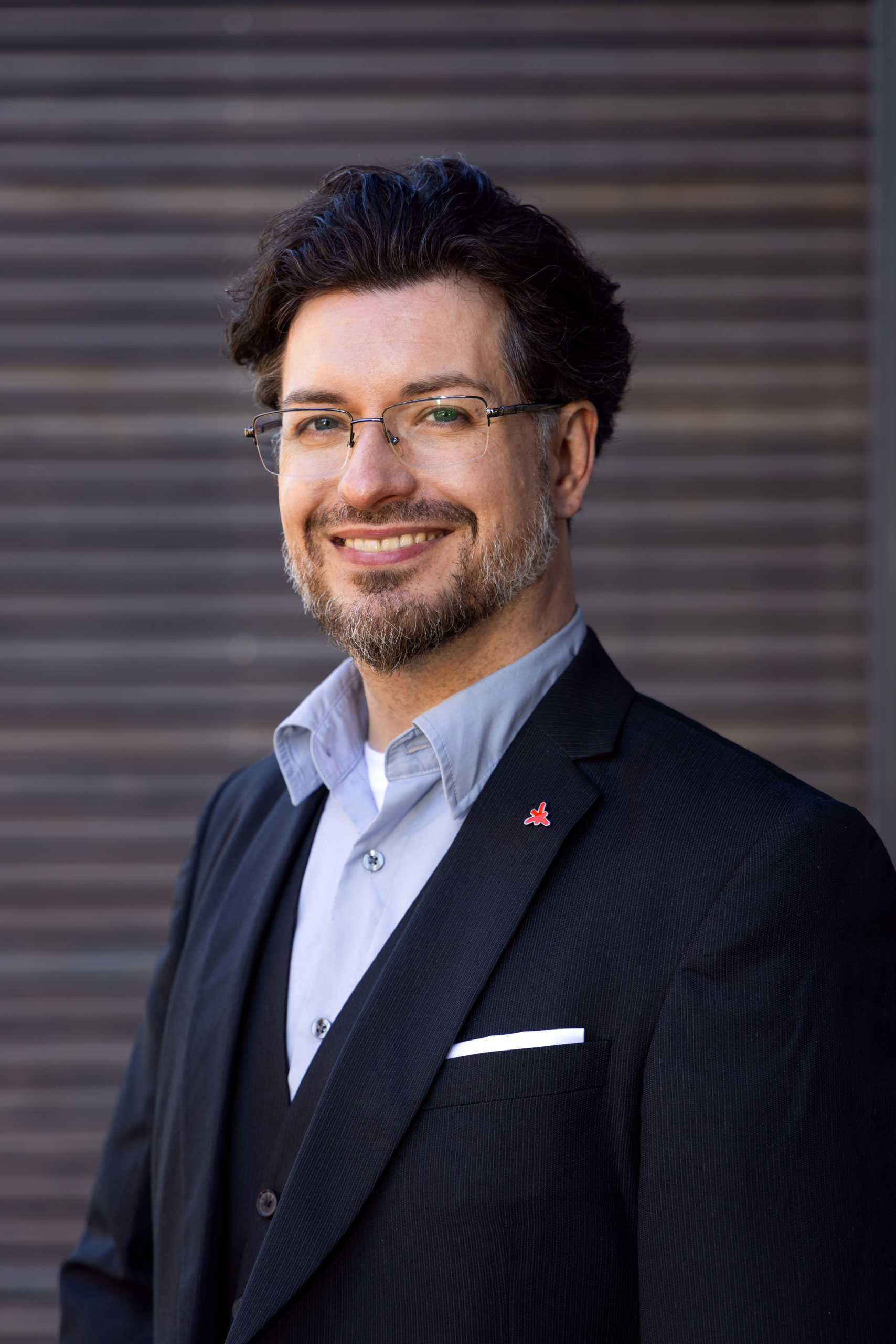 Porträtaufnahme von Professor Dr. Schachtner.