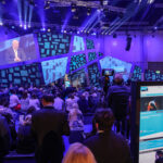 Kai Wegner, Regierender Bürgermeister von Berlin, auf der Bühne der Smart Country Convention 2024.