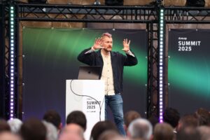 Sascha Lobo auf dem d.velop SUMMIT