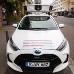 Das Scan-Fahrzeug steht auf einem Parkplatz in Mannheim.