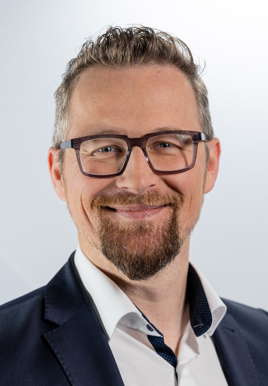 Porträtaufnahme von Martin Kuban.