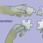Zeichnung von Händen, die je ein Puzzleteil in der Hand halten, die zusammengefügt werden. Daneben steht ÖFIT-Wegbereiter geschrieben.