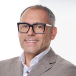 Porträtaufnahme von Nikolaus Reisel.