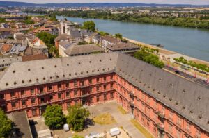 Kurfürstliches Schloss in Mainz, Luftaufnahme des Innenhofs