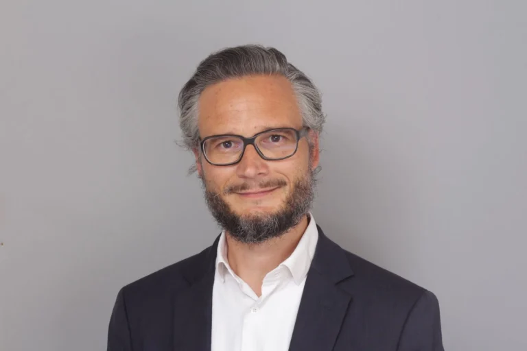 Porträtbild Matthias Kohlhardt