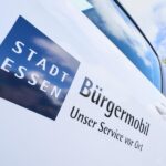 Autotür mit Beschriftung "Bürgermobil Stadt Essen"