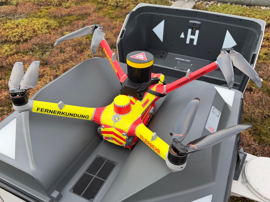 Die automatisiert alarmierbare Vorauserkundungsdrohne der Feuerwehr Essen.