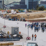 Besucher am „Tag der offenen Baustelle“ auf dem Gelände des entstehenden IPAI CAMPUS im Heilbronner Norden